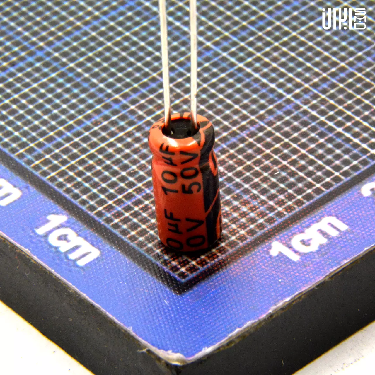 الکترولیت  10UF 50V