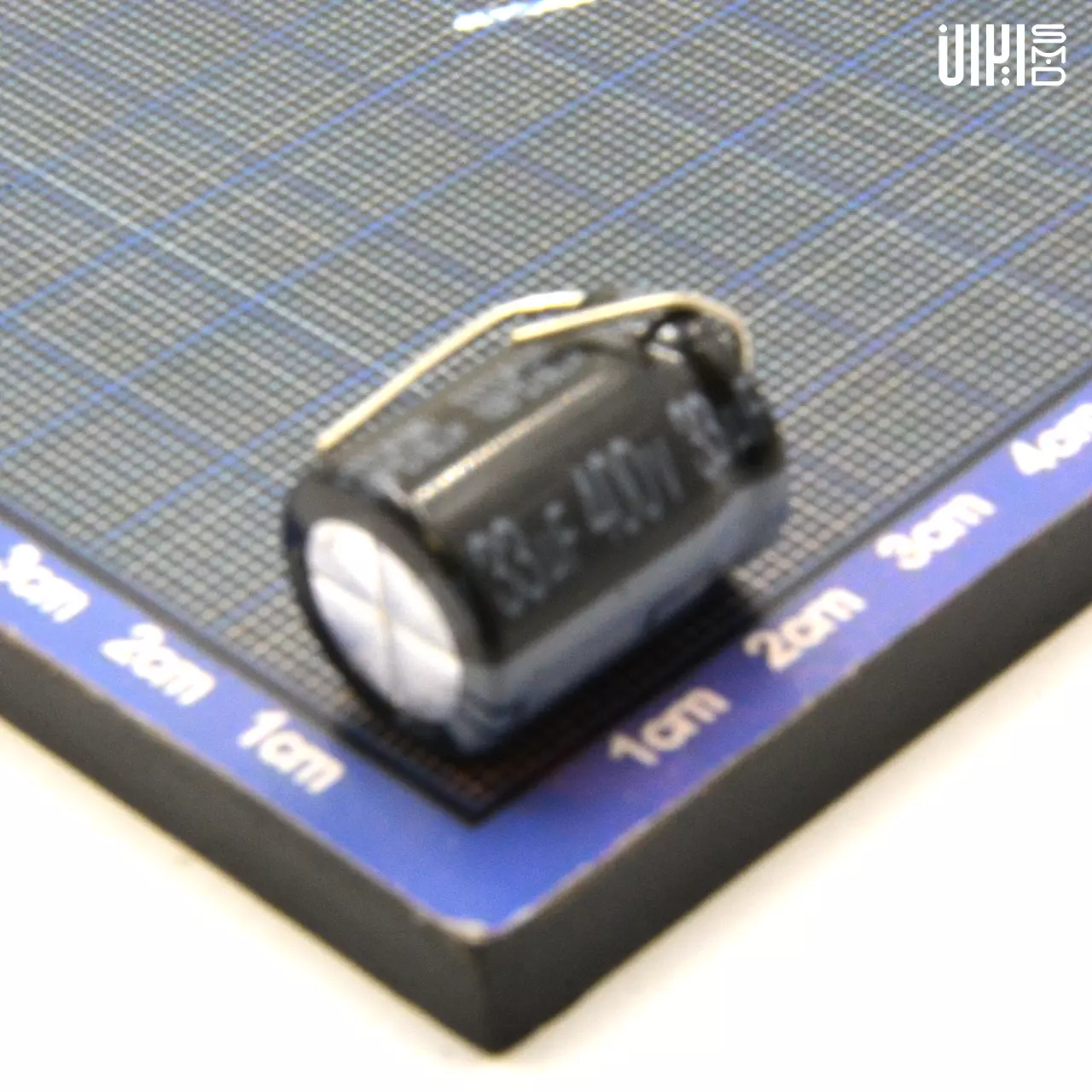 الکترولیت  33UF 400V