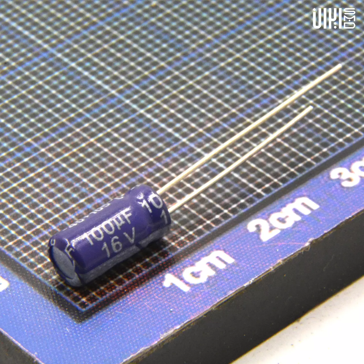 الکترولیت  100UF 16V