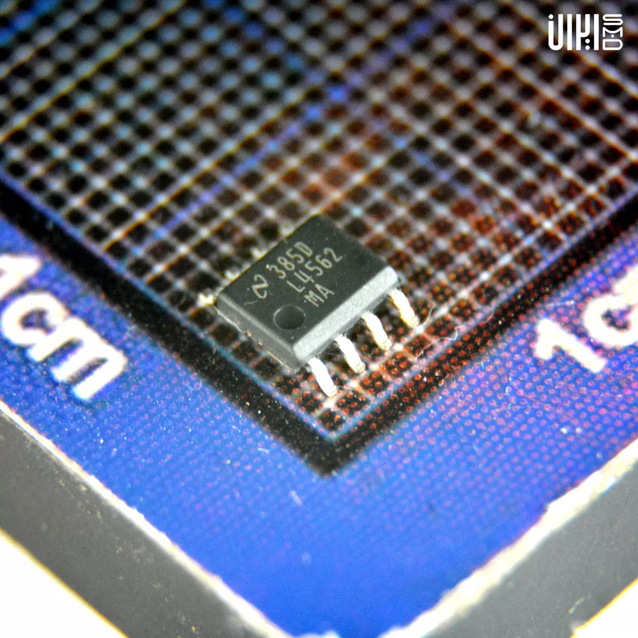 LM4562MAX
